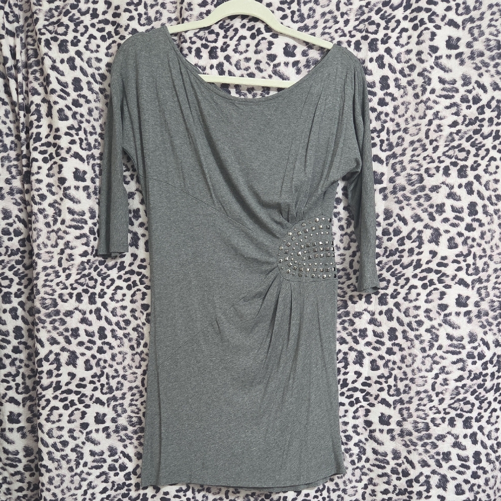 Zara Gray Bodycon Mini Dress with 3/4 Sleeves and Off-the-Shoulder